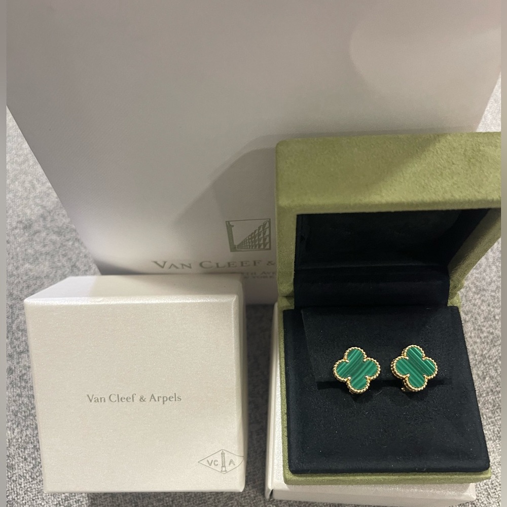 Van Cleef & Arpels Vintage Alhambra earrings, malachite